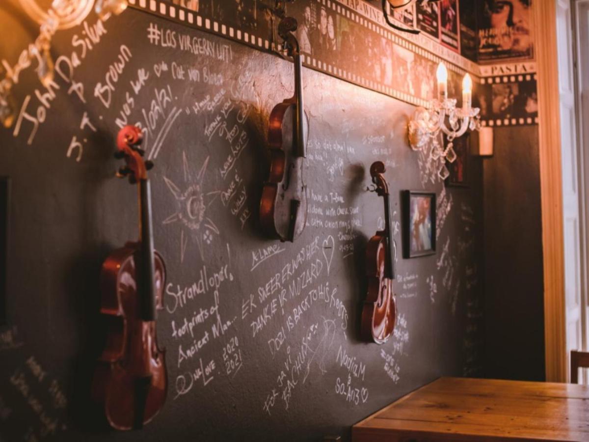 Barrel And Blues Inn Swellendam Luaran gambar
